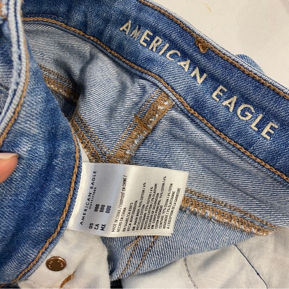 AMERICAN EAGLE OUTFITTERS mom shorts patchwork high rise - Picture 3 of 5